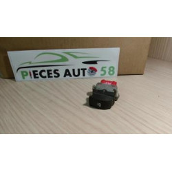 Interrupteur de leve vitre RENAULT  d’occasion