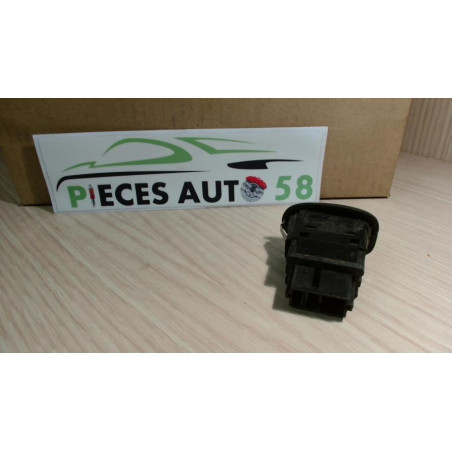 Interrupteur de leve vitre PEUGEOT  d’occasion
