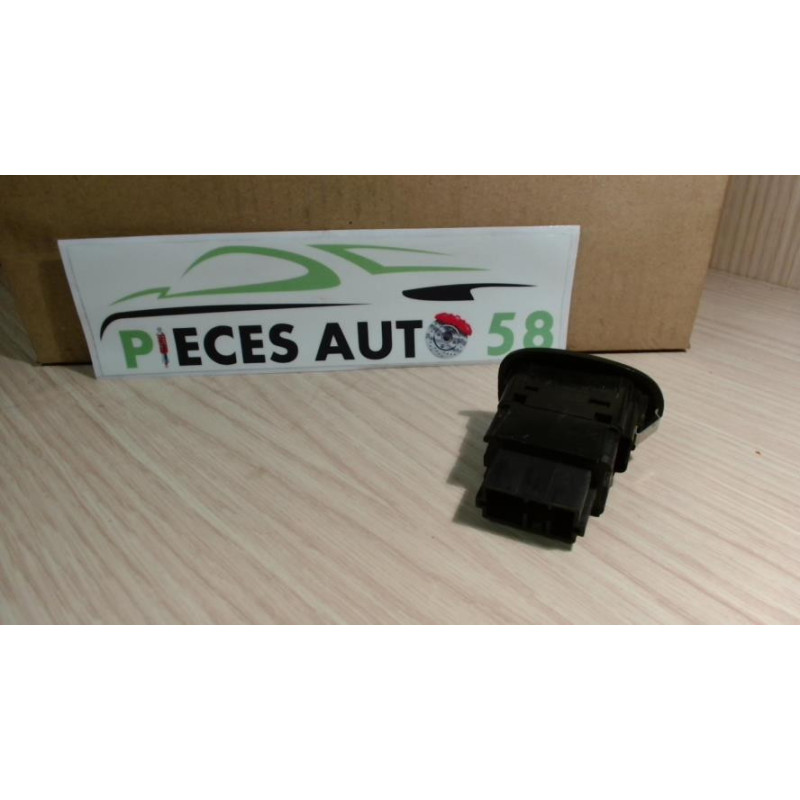 Interrupteur de leve vitre PEUGEOT  d’occasion