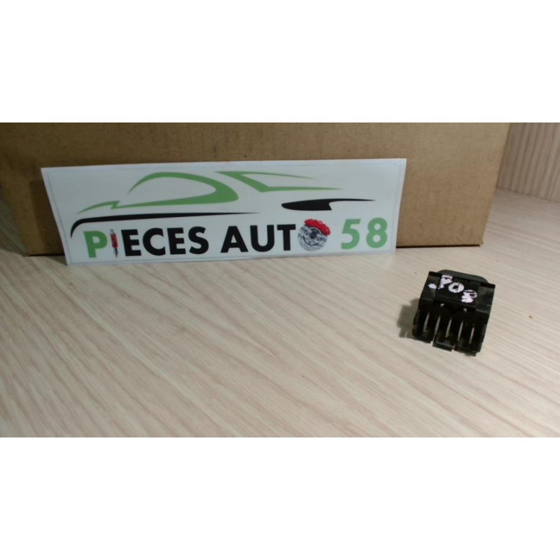 Interrupteur de leve vitre PEUGEOT  d’occasion