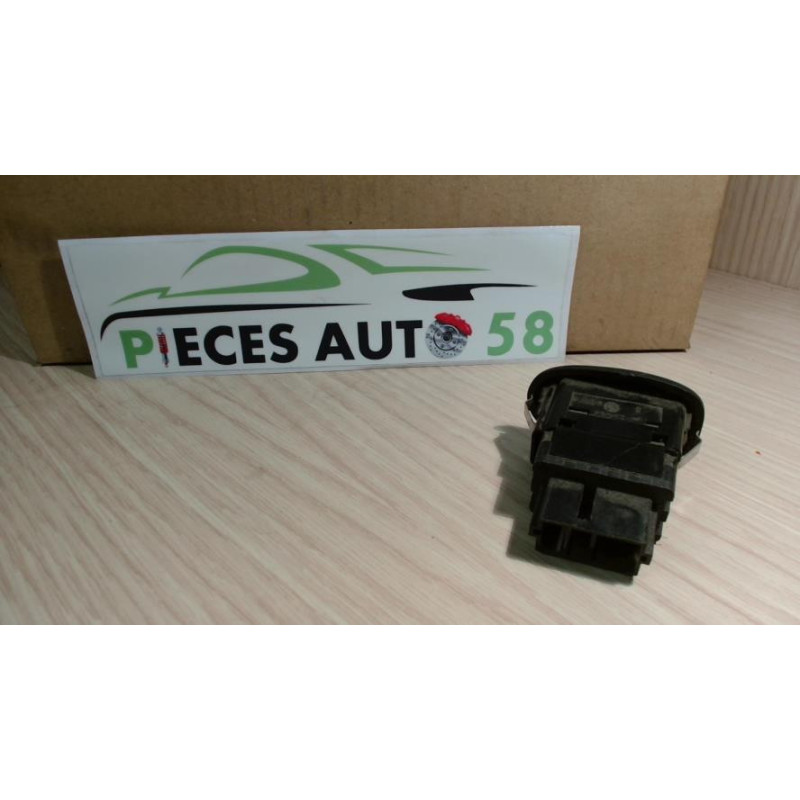 Interrupteur de leve vitre PEUGEOT  d’occasion