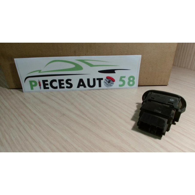 Interrupteur de leve vitre PEUGEOT  d’occasion