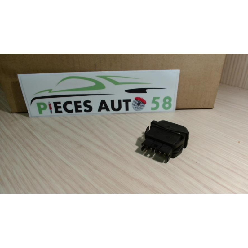 Interrupteur de leve vitre PEUGEOT  d’occasion