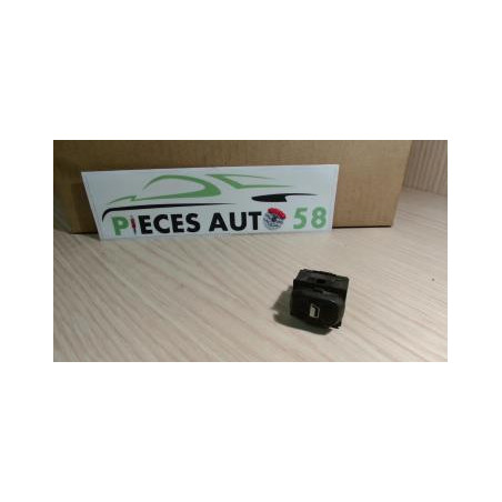 Interrupteur de leve vitre CITROEN BERLINGO 1 PHASE 2 d’occasion