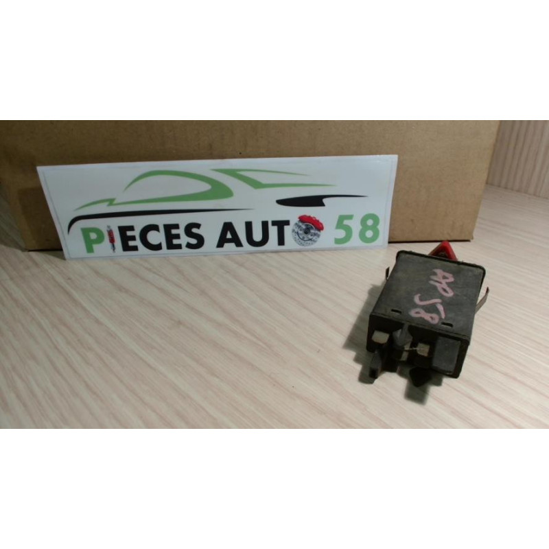 Bouton de warning AUDI  d’occasion