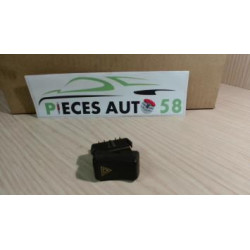 Bouton de warning RENAULT  d’occasion