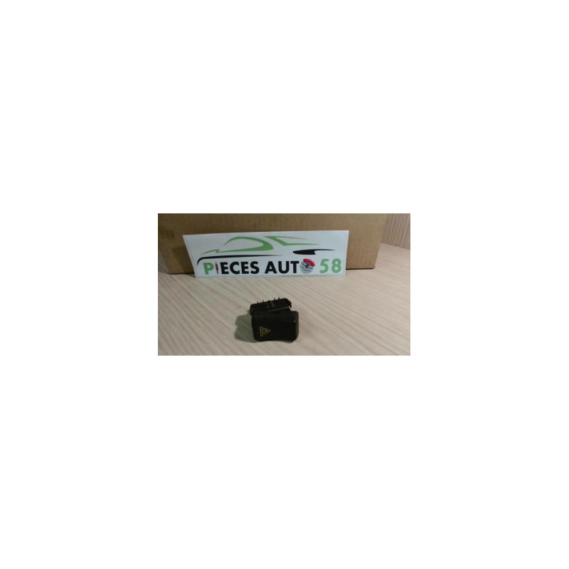Bouton de warning RENAULT  d’occasion