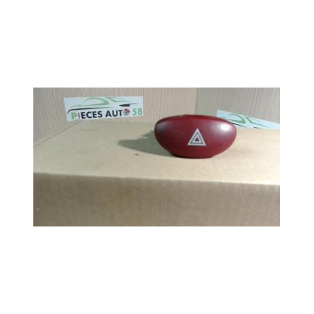 Bouton de warning PEUGEOT  d’occasion