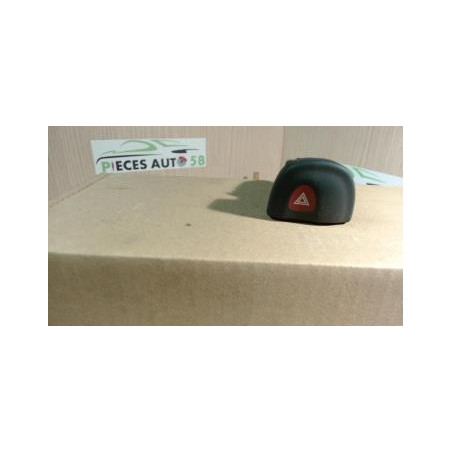 Bouton de warning RENAULT  d’occasion