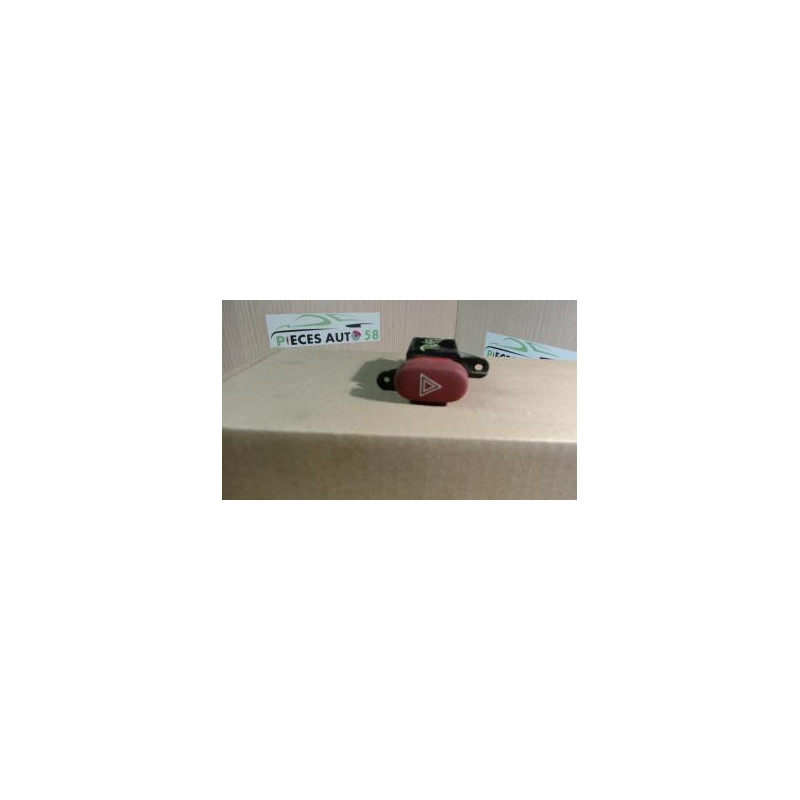 Bouton de warning RENAULT  d’occasion