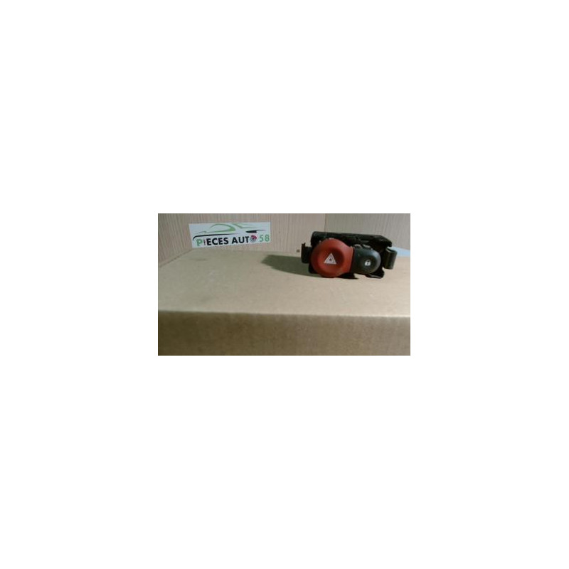 Bouton de warning RENAULT  d’occasion