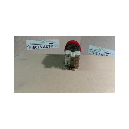 Bouton de warning RENAULT  d’occasion