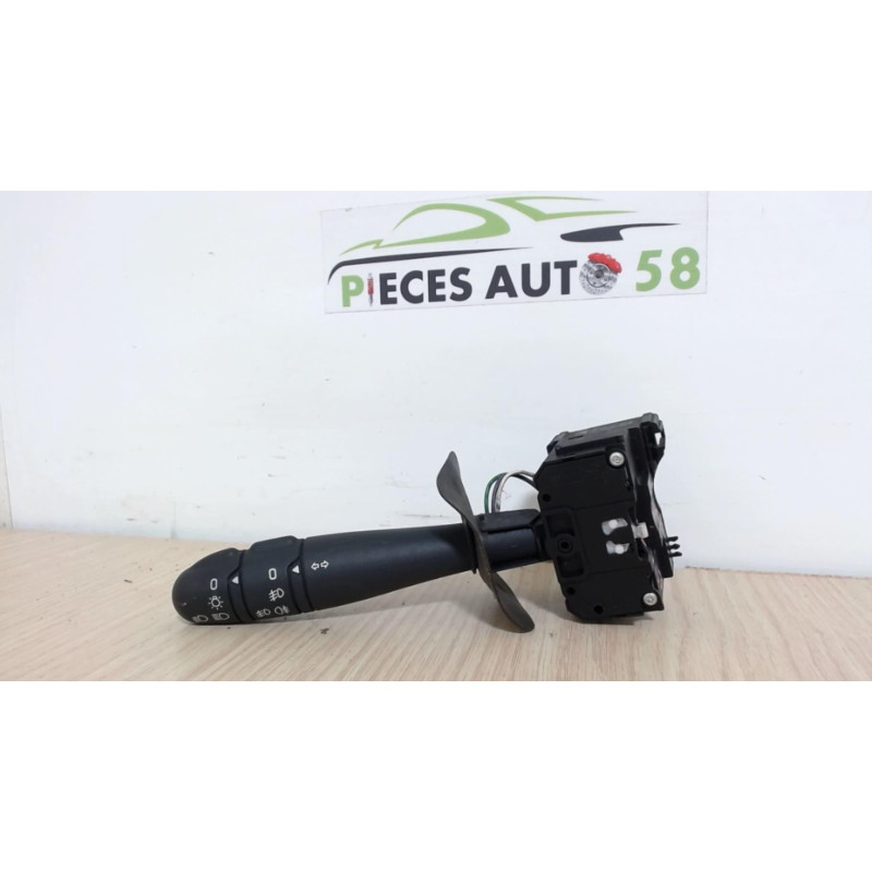 Commodo phare RENAULT CLIO 2 PHASE 2 d’occasion