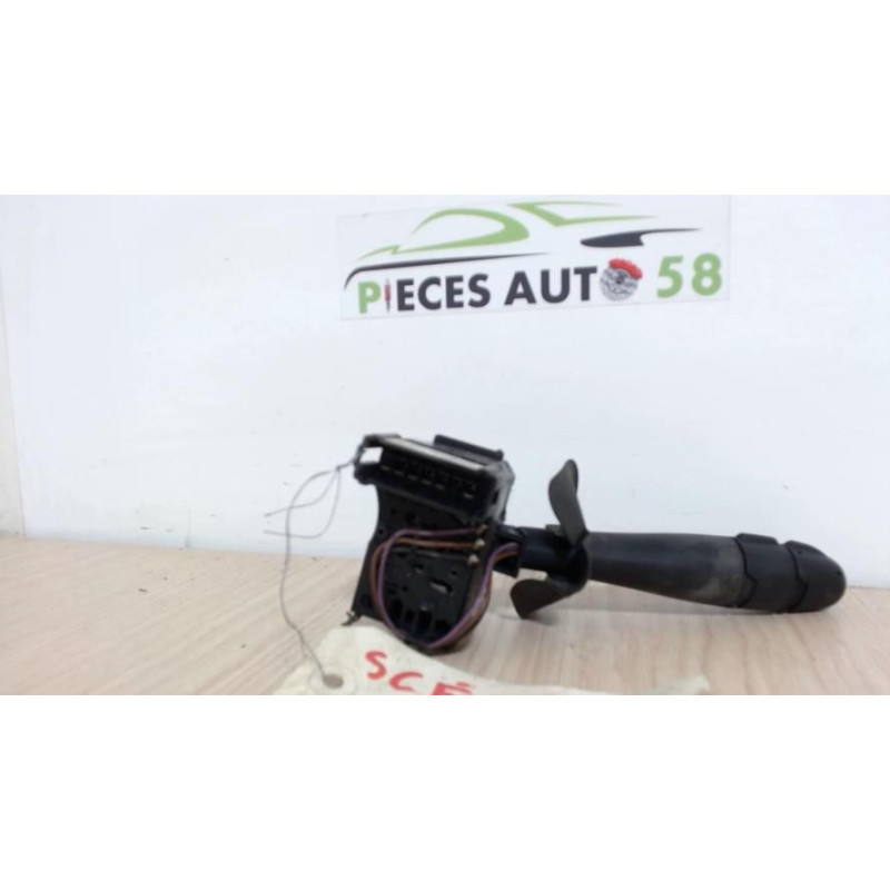 Commodo phare RENAULT SCENIC 1 PHASE 2 d’occasion