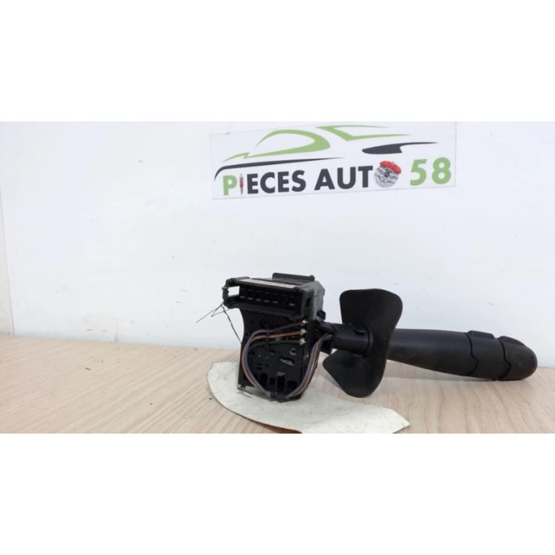 Commodo phare RENAULT SCENIC 1 PHASE 2 d’occasion