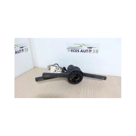 Com (Bloc Contacteur Tournant+Commodo Essuie Glace+Commodo Phare) FIAT PANDA 1 PHASE 2 d’occasion