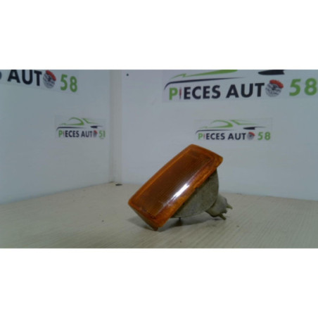 Optique avant secondaire gauche (feux)(clignotant) OPEL  d’occasion