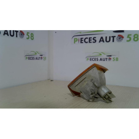Optique avant secondaire droit (feux)(clignotant) OPEL  d’occasion