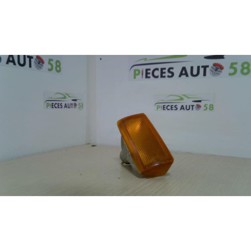 Optique avant secondaire droit (feux)(clignotant) OPEL  d’occasion