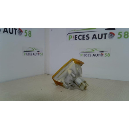 Optique avant secondaire droit (feux)(clignotant) OPEL  d’occasion