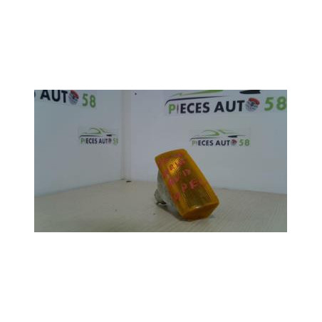 Optique avant secondaire droit (feux)(clignotant) OPEL  d’occasion