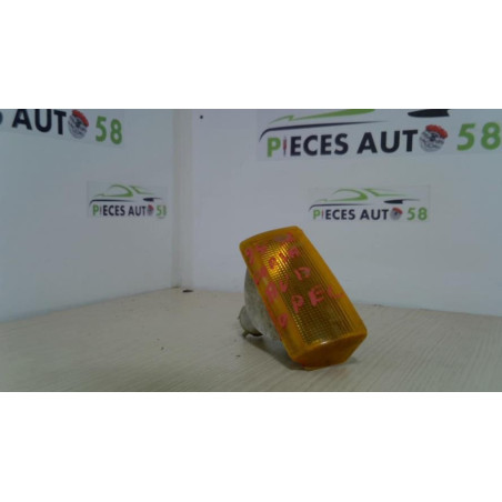 Optique avant secondaire droit (feux)(clignotant) OPEL  d’occasion
