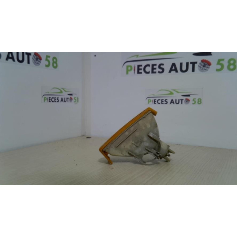 Optique avant secondaire droit (feux)(clignotant) OPEL  d’occasion