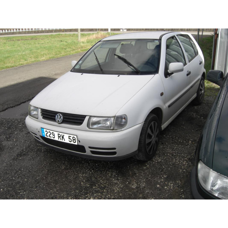Optique avant secondaire gauche (feux)(clignotant) VOLKSWAGEN  d’occasion