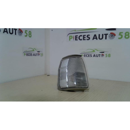 Optique avant secondaire droit (feux)(clignotant) FIAT  d’occasion