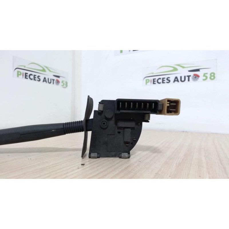 Commodo d'essuie glaces PEUGEOT  d’occasion