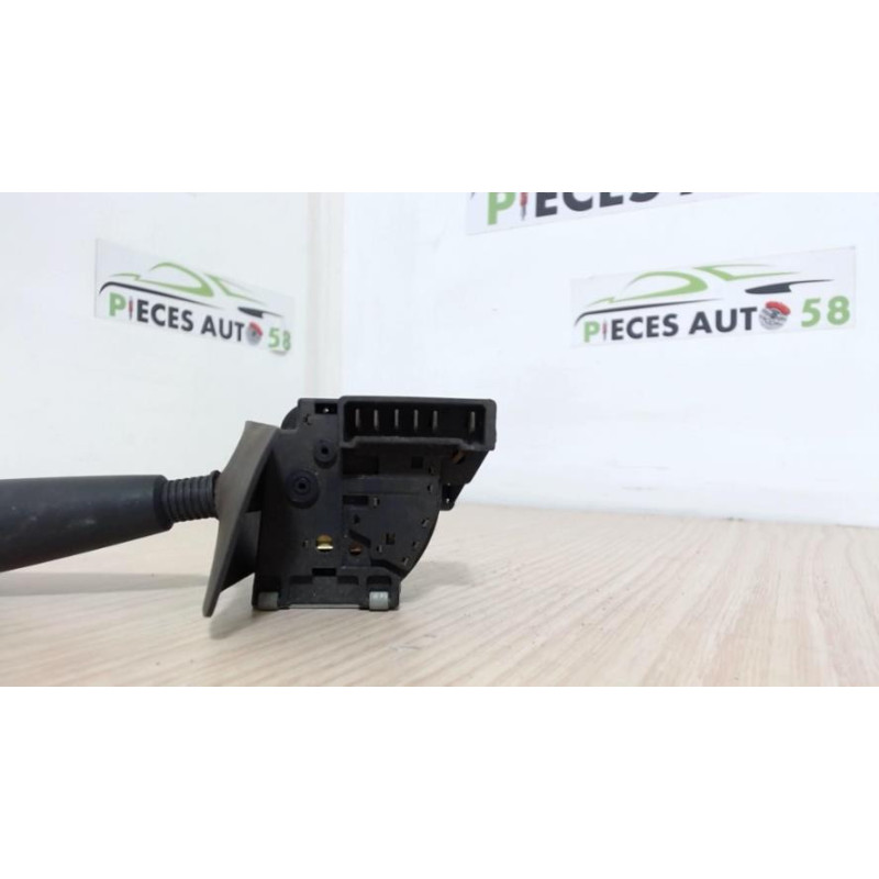 Commodo d'essuie glaces PEUGEOT 405 PHASE 1 d’occasion