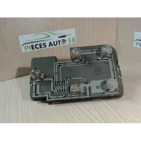 Platine feu arriere droit CITROEN  d’occasion