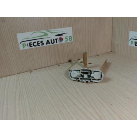Platine feu arriere droit RENAULT  d’occasion