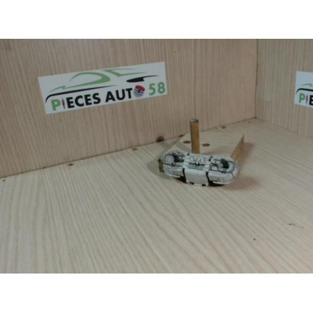 Platine feu arriere gauche RENAULT  d’occasion