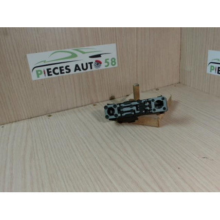 Platine feu arriere droit RENAULT  d’occasion