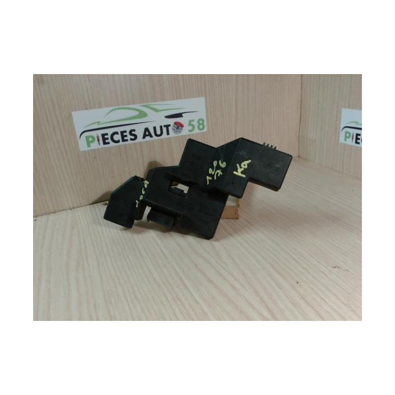 Platine feu arriere gauche FORD KA 1 PHASE 1 d’occasion
