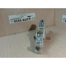 Platine feu arriere gauche RENAULT EXPRESS PHASE 1 d’occasion