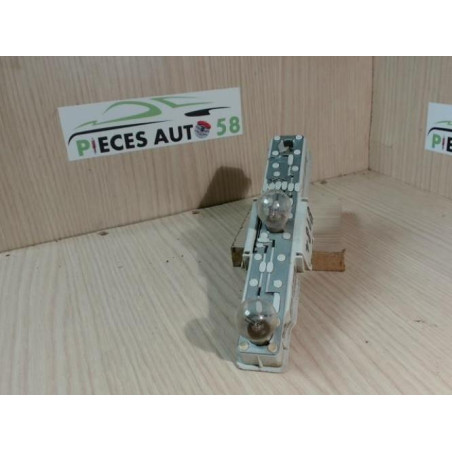 Platine feu arriere gauche RENAULT EXPRESS PHASE 1 d’occasion