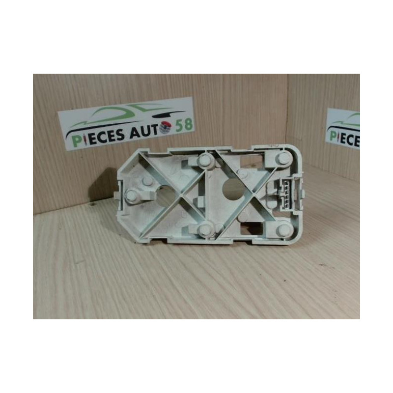Platine feu arriere droit PEUGEOT 309 PHASE 2 d’occasion