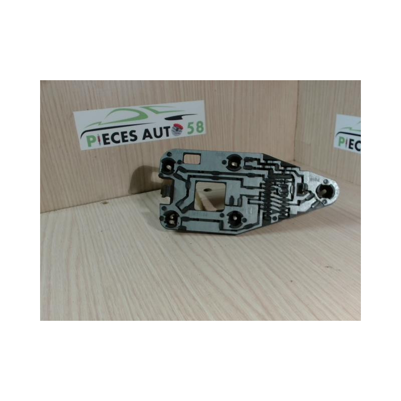 Platine feu arriere droit PEUGEOT 106 PHASE 1 d’occasion