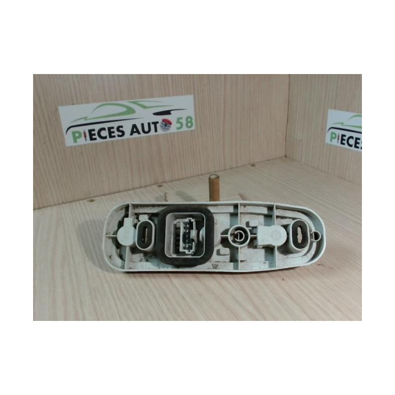 Platine feu arriere droit RENAULT TWINGO 1 PHASE 2 d’occasion