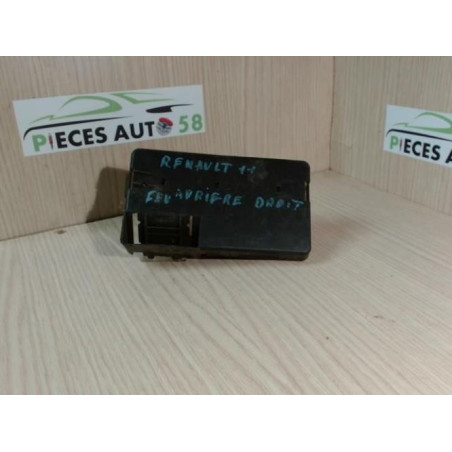 Platine feu arriere droit RENAULT  d’occasion