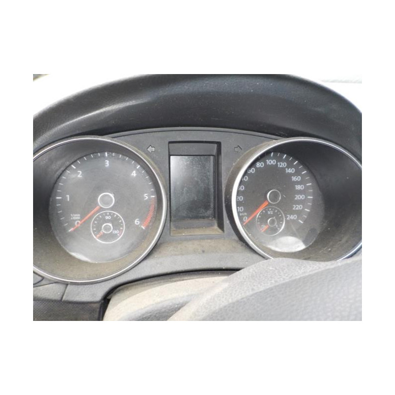 Attelage (boule de remorquage) VOLKSWAGEN GOLF 6 d’occasion