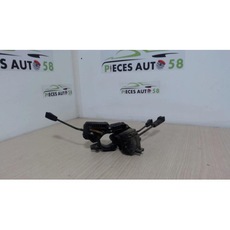 Com (Bloc Contacteur Tournant+Commodo Essuie Glace+Commodo Phare) RENAULT  d’occasion