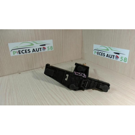 Platine feu arriere droit RENAULT LAGUNA 2 PHASE 1 BREAK d’occasion