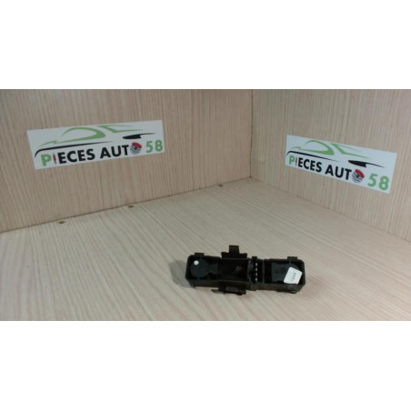 Platine feu arriere gauche RENAULT LAGUNA 1 PHASE 2 d’occasion