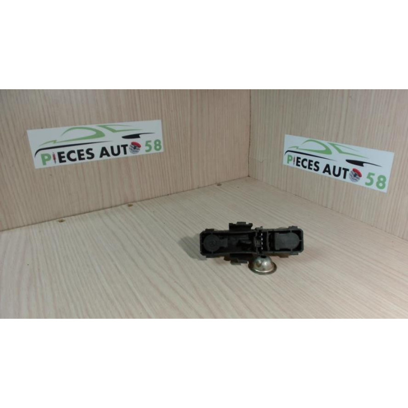 Platine feu arriere gauche RENAULT LAGUNA 1 PHASE 2 d’occasion