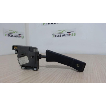 Commodo d'essuie glaces RENAULT 1.7 90 8V d’occasion