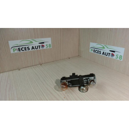 Platine feu arriere gauche RENAULT LAGUNA 1 PHASE 2 d’occasion