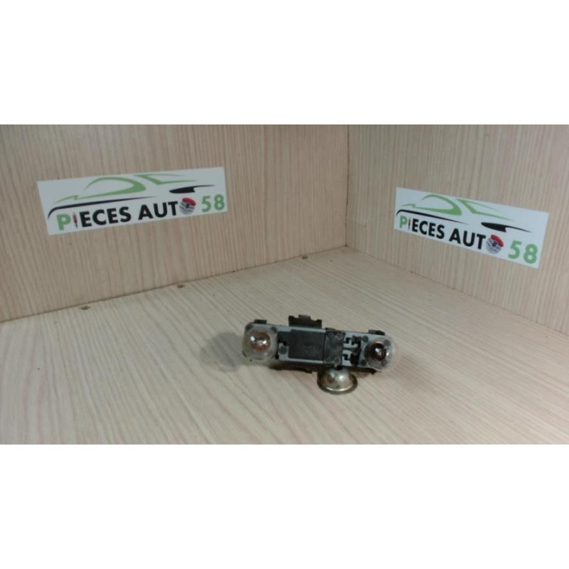 Platine feu arriere gauche RENAULT LAGUNA 1 PHASE 2 d’occasion